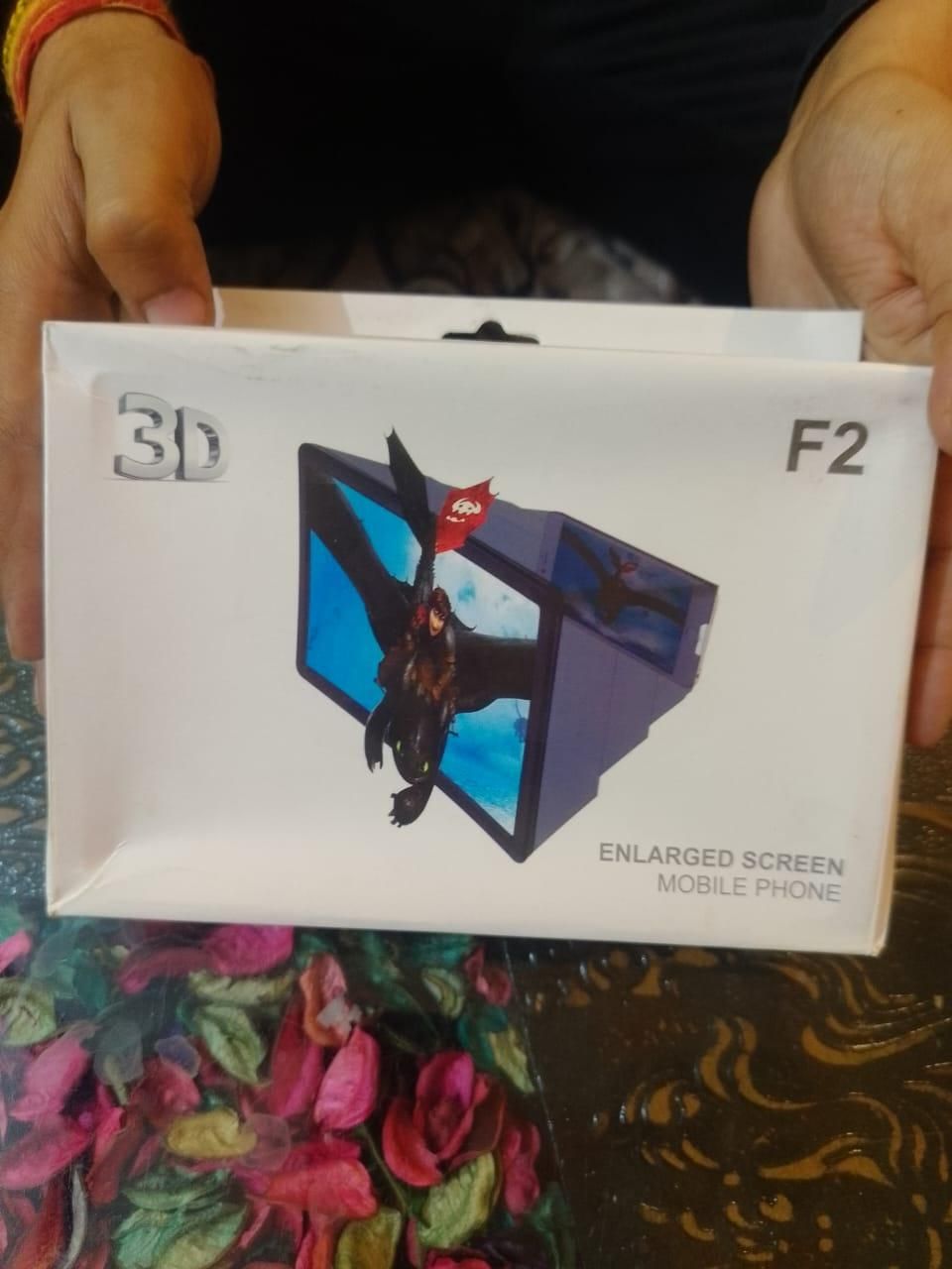 Universal Mobile Phone HD Screen Magnifier – Foldable 3D Enlarged Display Amplifier for All Smartphones